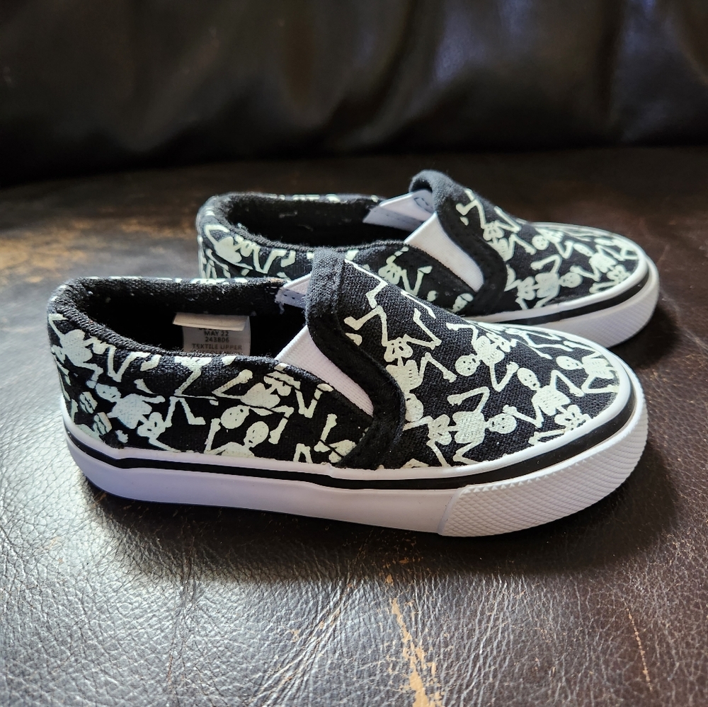 Tommy Bahama Glow in the Dark Skelton Boat Shoes Toddler Size 7